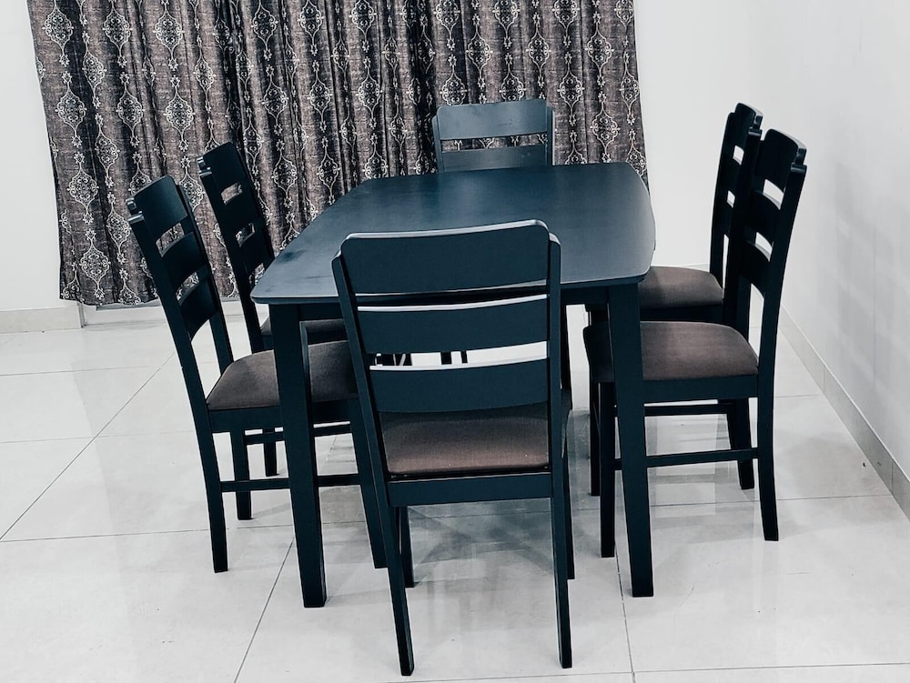 zenith paradise luxurious 3br apartment
