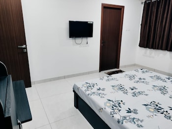 zenith paradise luxurious 3br apartment