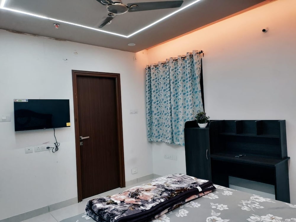 zenith paradise luxurious 3br apartment