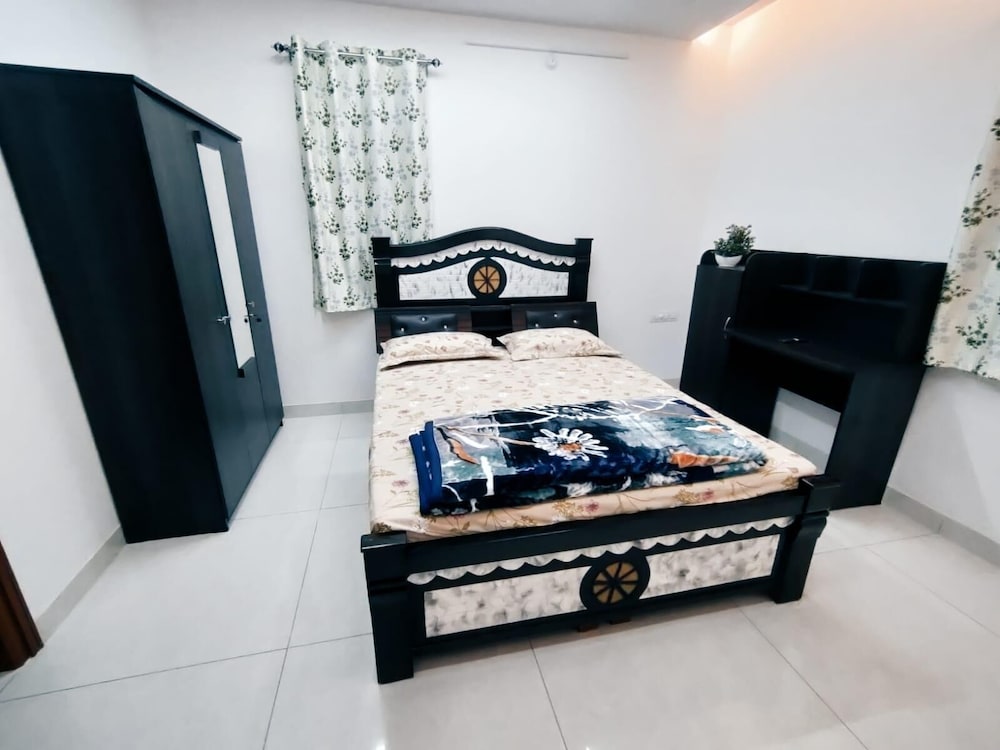 zenith paradise luxurious 3br apartment