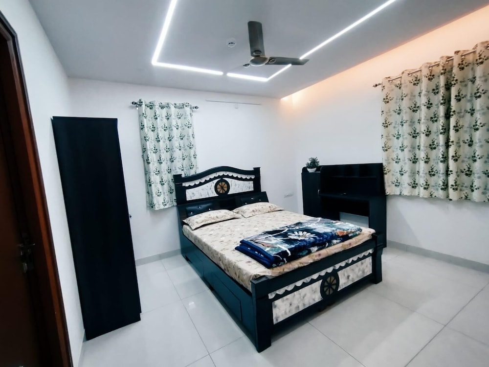 zenith paradise luxurious 3br apartment