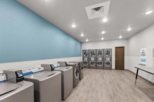 woodspring suites jackson pearl i 20