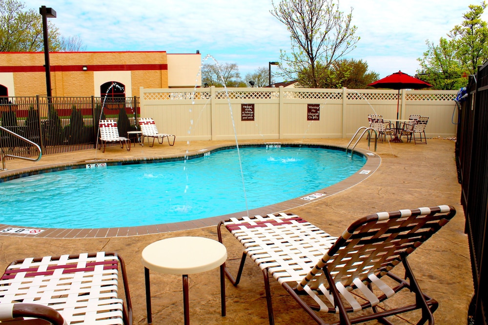 quality inn and suites nj state capital area