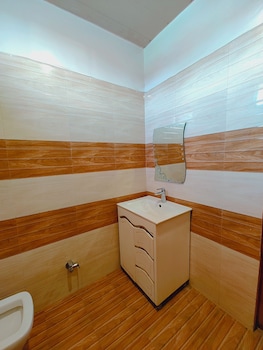 shree gulab mansion hotel and restaurant