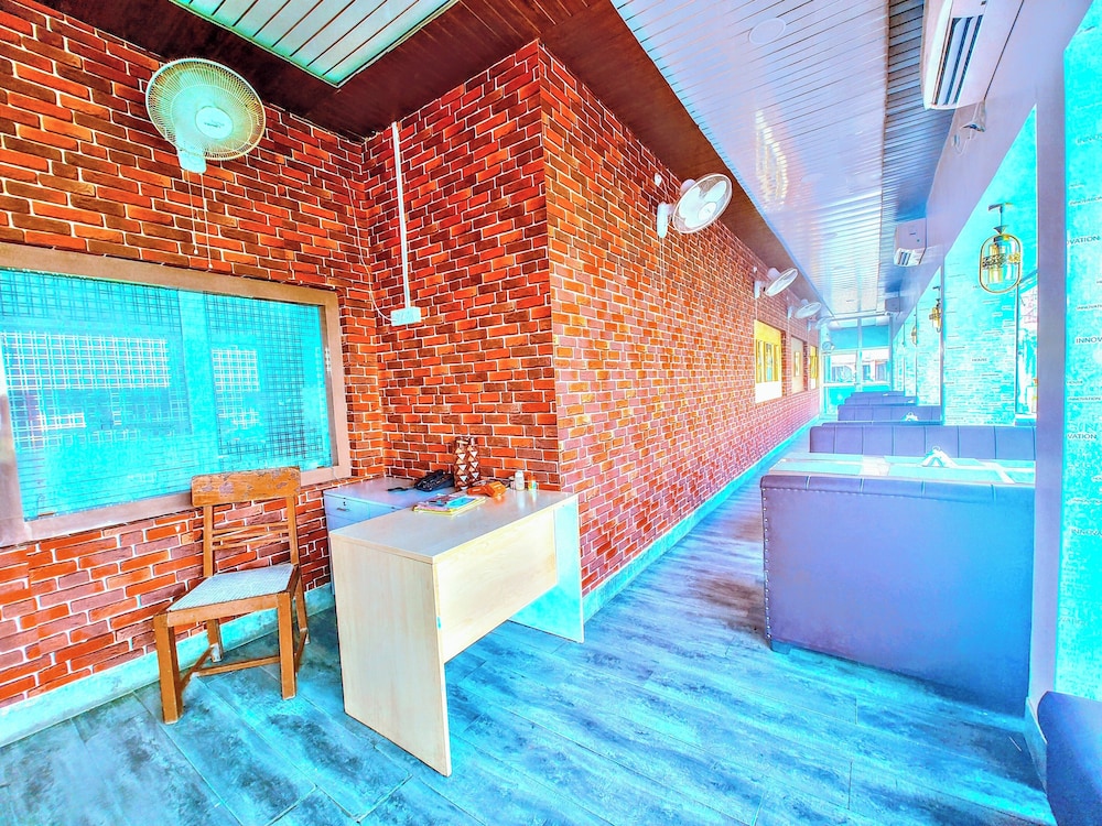 shree gulab mansion hotel and restaurant