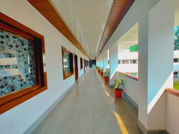 shree gulab mansion hotel and restaurant