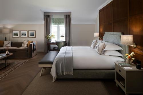 dunluce lodge