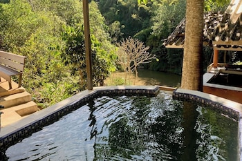 The Cascade - Mae Taeng Waterfall Bungalows,,3 star