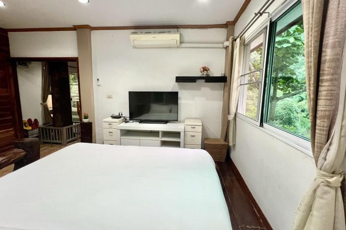 the cascade mae taeng waterfall bungalows