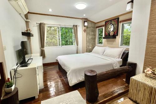 the cascade mae taeng waterfall bungalows