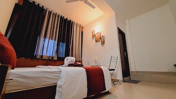 Hotel Brother's Agra,,2 star