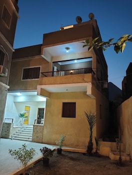 Antique Pyramids Inn,11 Nazlat El Samman,5 star