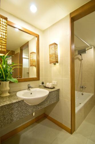 sunshine garden resort