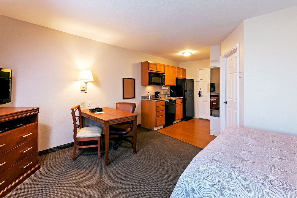 candlewood suites pearland by ihg