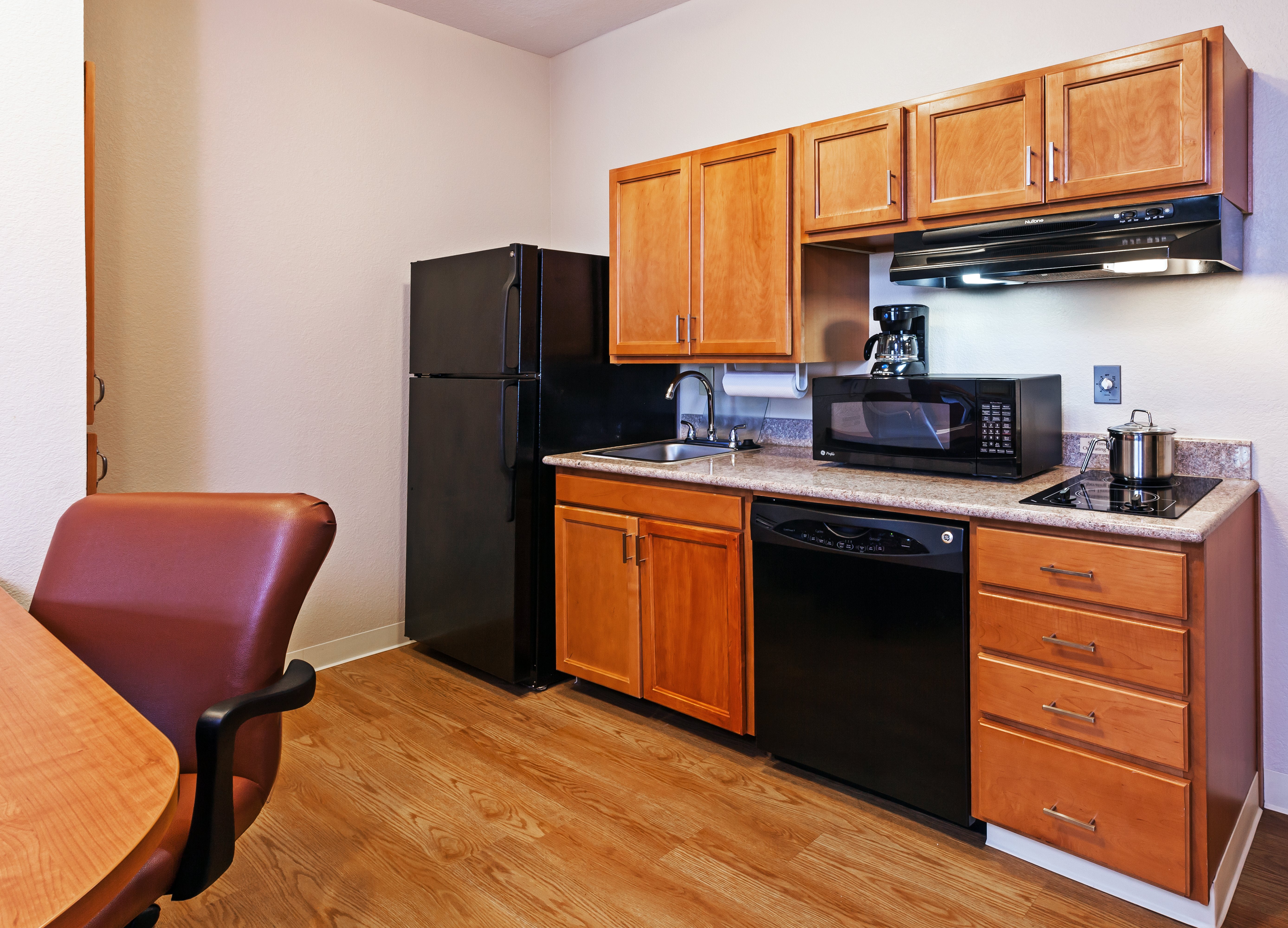candlewood suites pearland by ihg