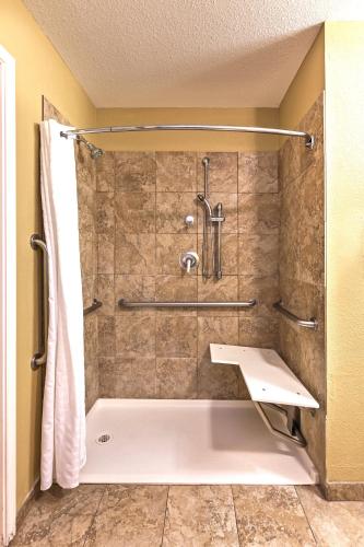 candlewood suites pearland by ihg