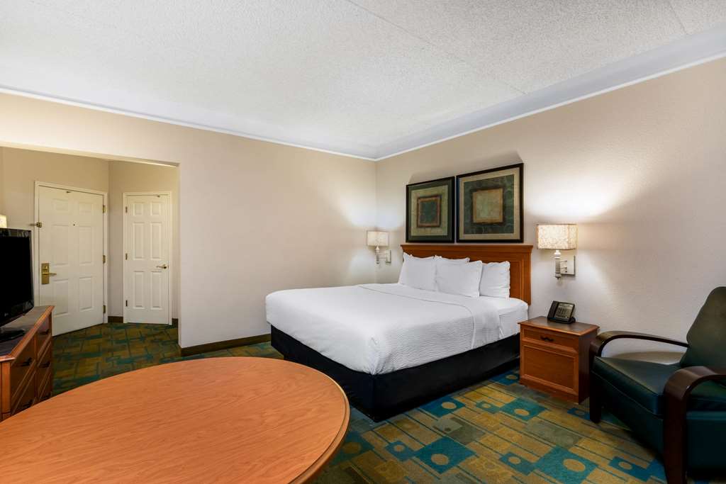 la quinta inn and suites by wyndham phoenix west peoria