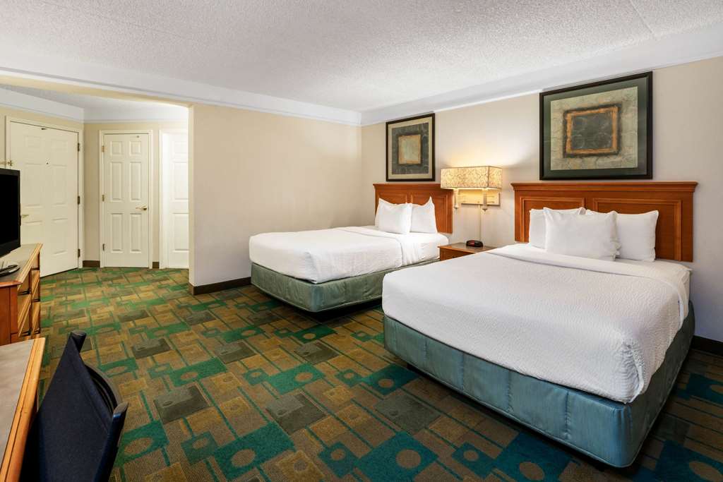 la quinta inn and suites by wyndham phoenix west peoria