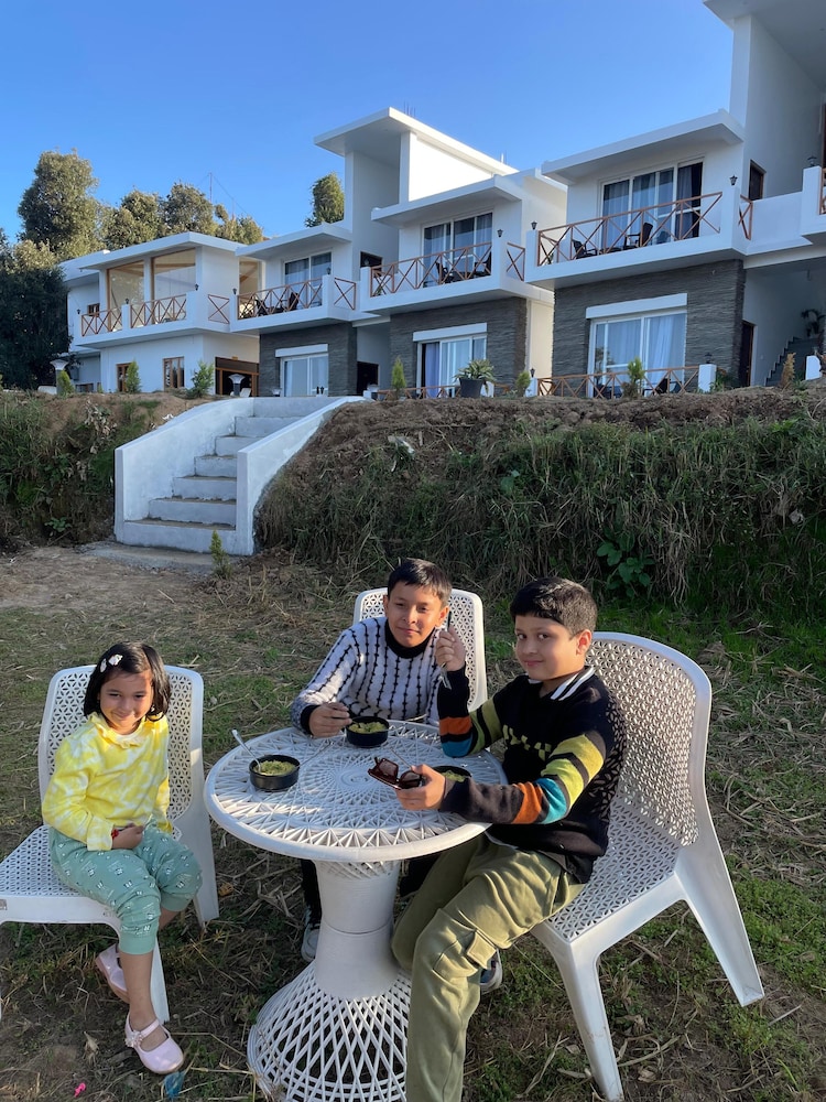 maatidera resort boutique himalaya stay