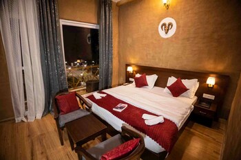 maatidera resort boutique himalaya stay