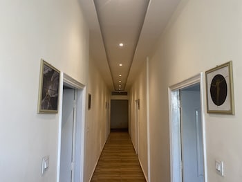 hotel nirmal budget friendly rooms near fortis hospital and marriage palaces