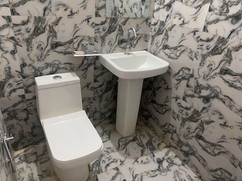 hotel nirmal budget friendly rooms near fortis hospital and marriage palaces