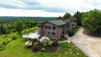 bear mountain lodge