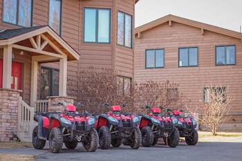 bear mountain lodge