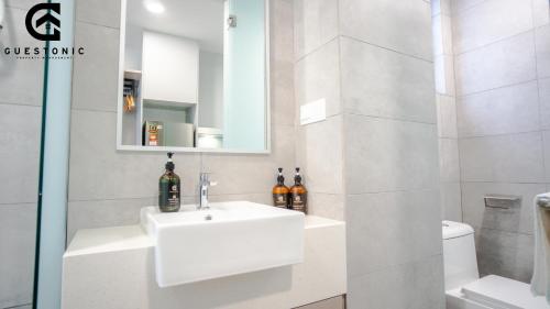 riveria city kl sentral by guestonic