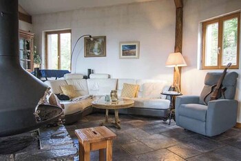 Maison Lgbt Des Monts Bleus,,0 star