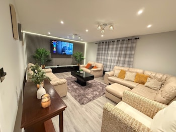 Cozy Rochester Apartment Retreat,,3 star