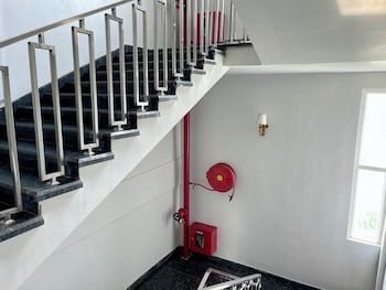 sea view hotel puri near temple and beach