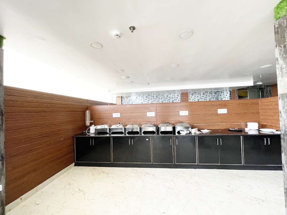 sea view hotel puri near temple and beach