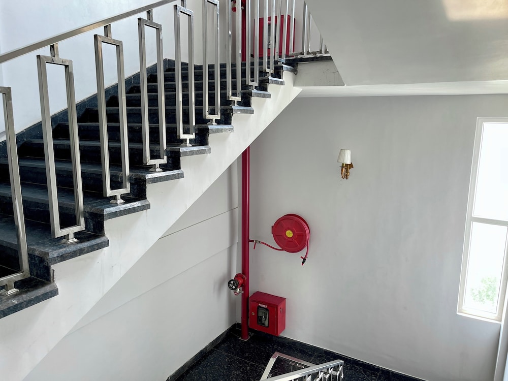 sea view hotel puri near temple and beach