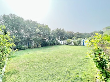 sea view hotel puri near temple and beach