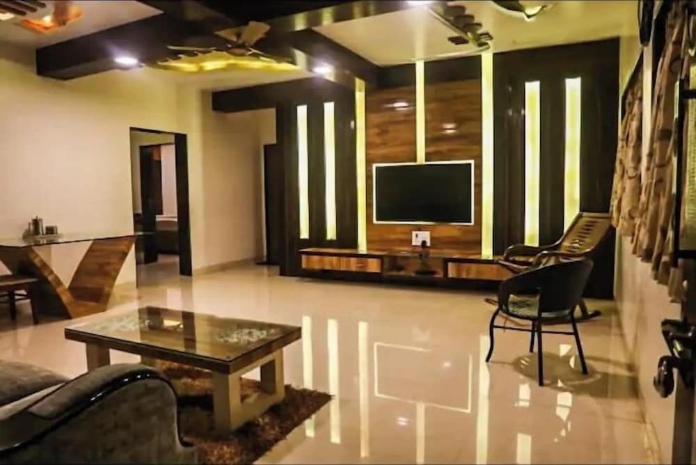 shivajis villa by joy suites