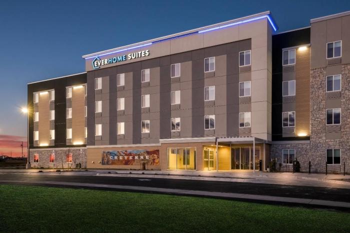 everhome suites cheyenne