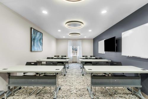 everhome suites cheyenne
