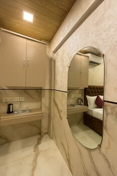 hotel newyork by stayzy rooms