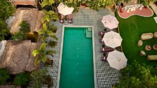 gulmohar eco village resort