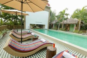 gulmohar eco village resort