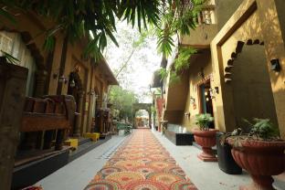 gulmohar eco village resort