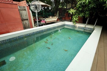 gulmohar eco village resort