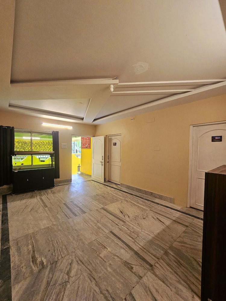 hotel avaas tripandtrip