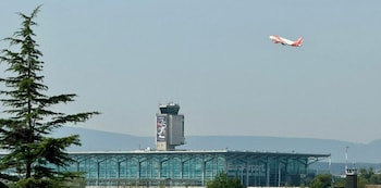homely basel airport