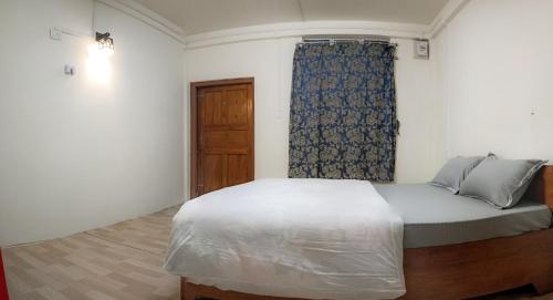 Ado Homestay,,3 star