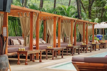 cafe del mar hotel