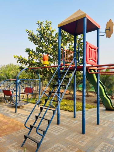 shritej by joy suites