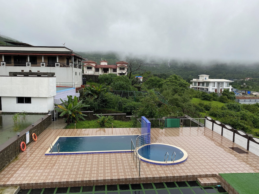 sky high by joy suites