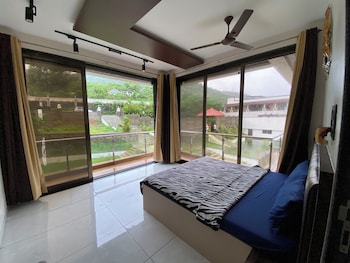 sky high by joy suites